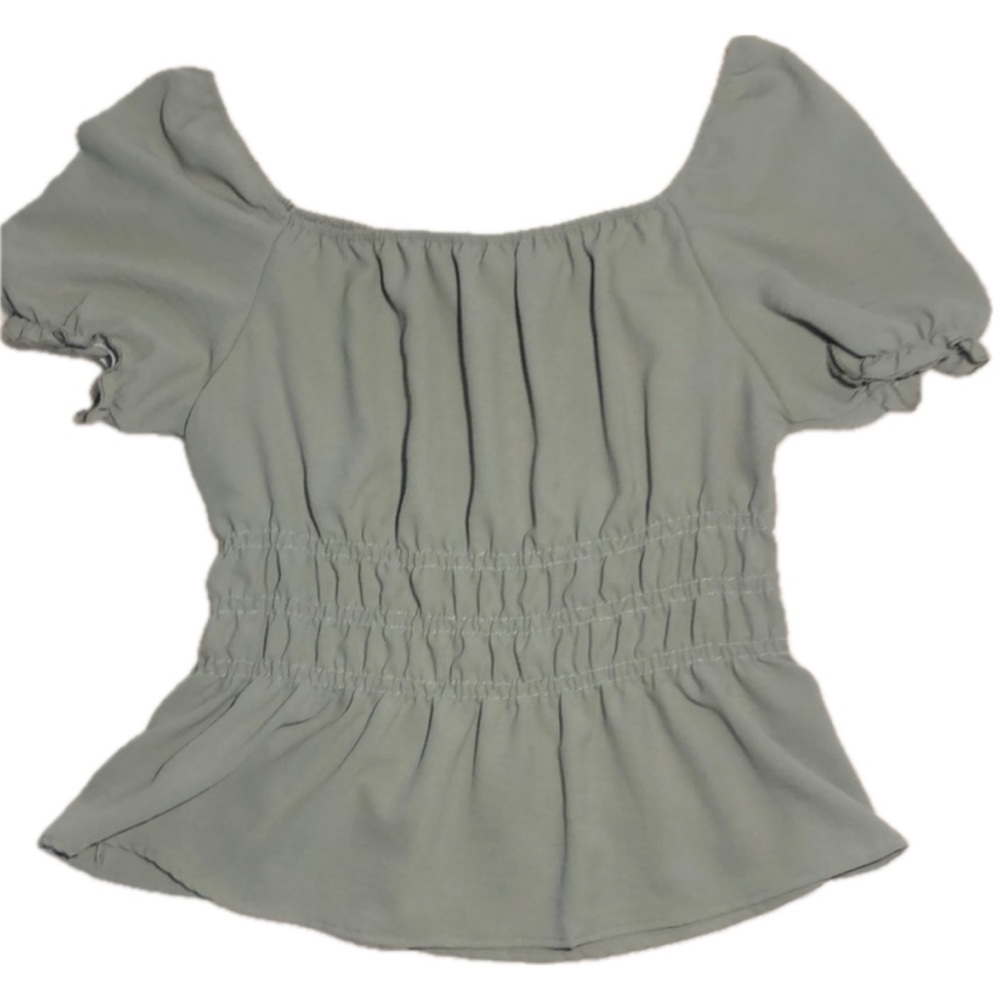 NWT Trendy Js Top